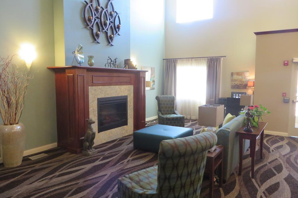 Comfort Inn & Suites - Chisago City Eksteriør bilde
